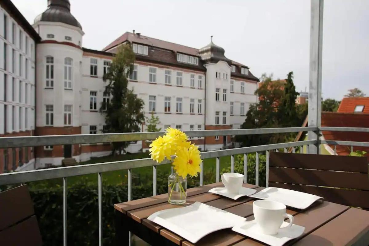 Ostseekrabbe - Ferienwohnungen Ruhig Zentral Rostock Exterior foto